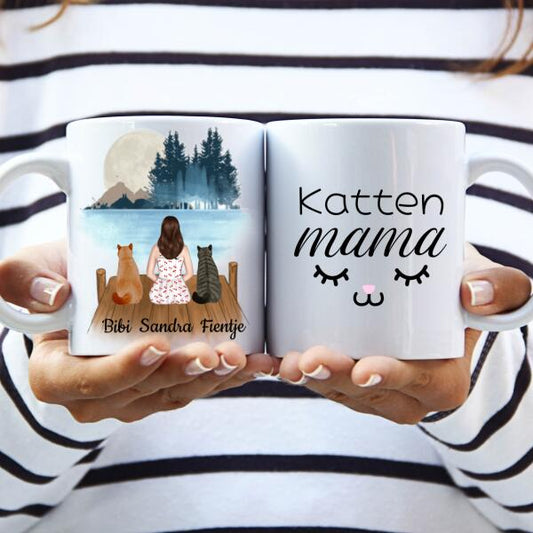 Kattenmama met 2 Katten in het Bos - Katten Mama ♥ - Gepersonaliseerde mok voor Kattenmama, Haar, Kattenouders, Katteneigenaar, Kattenbaasje, Partner, Vriendin, Vrouw, Kitten