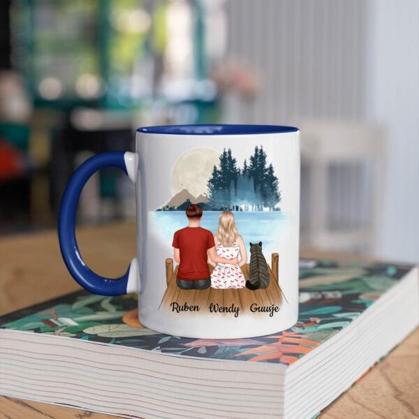 Kattenbaasjes Koppel met 1 Kat in het Bos - Life is better with our cat ♥ - Gepersonaliseerde mok voor Kattenmama, Kattenouders, Katteneigenaar, Kattenbaasjes, Partner, Vriend, Vriendin, Vrouw, Man, Kitten