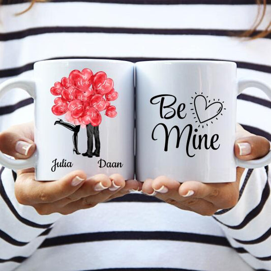 Koppel met Ballonnen Staand - Be Mine ♥ - Gepersonaliseerde mok voor Partner, Vriend, Vriendin, Vrouw, Man, Jubileum